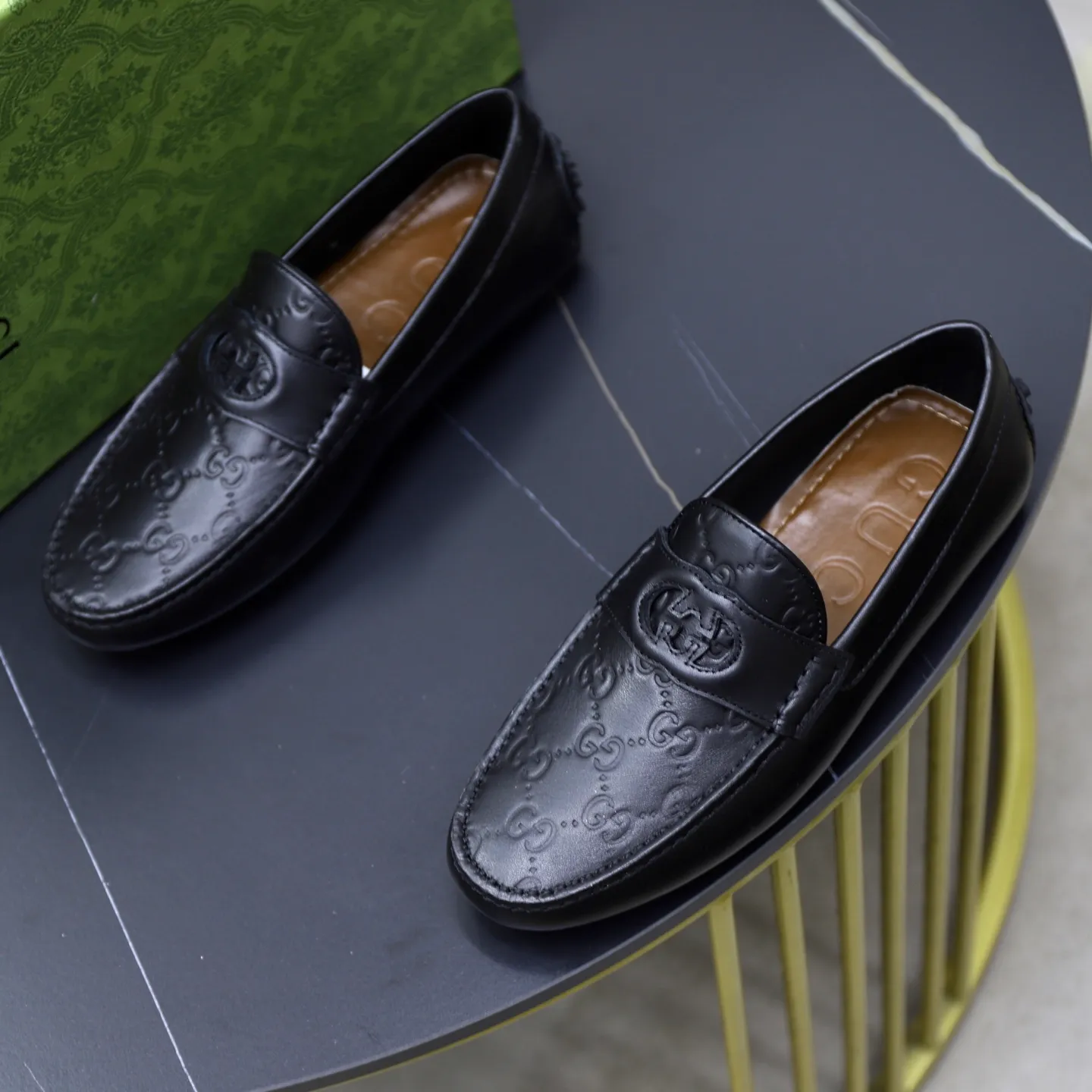 Ex-factory price: 480💰【GUCCI】Gucci ⚠️High-end men’s driving and pedal series ⚠️38-44 (customized for 45) ⚠️All original cowhide leather! Thick and soft! Made entirely of calfskin lining! Rubber sheet anti-slip beanie sole! Three-dimensional package technology! Fashionable and classic! Handicrafts! Original high quality! Feel free to compare!
